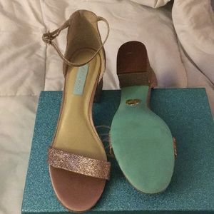 Rose gold Betsey Johnson Blue block heel